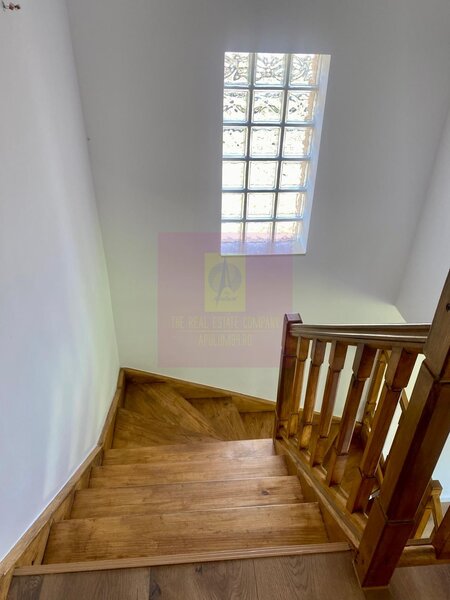 Casa tip duplex,  curte libera 250mp, Mogosoaia