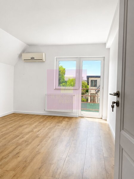 Casa tip duplex,  curte libera 250mp, Mogosoaia