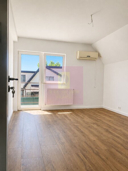 Casa tip duplex,  curte libera 250mp, Mogosoaia